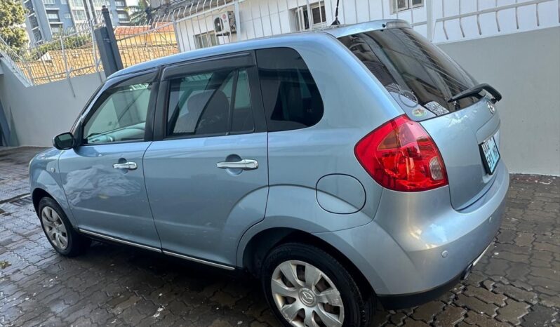 
								MAZDA VERISA full									