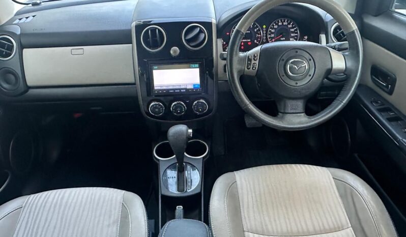 
								MAZDA VERISA full									