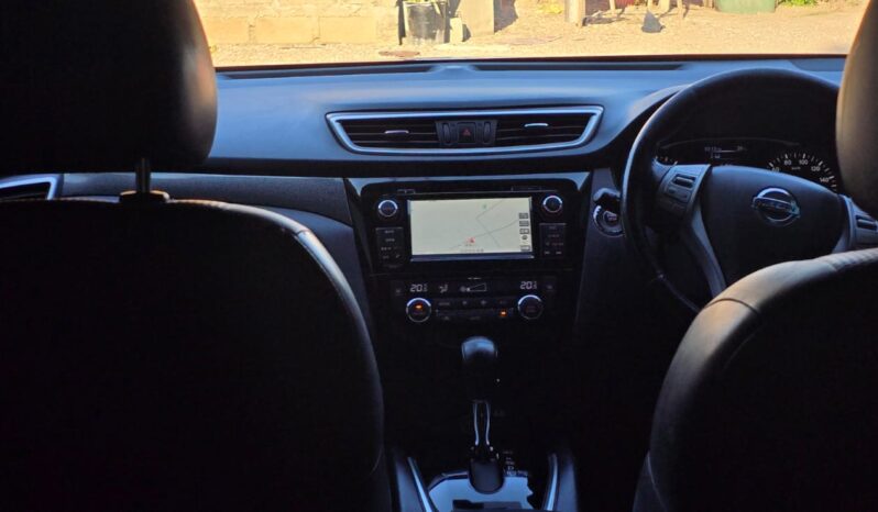 
								NISSAN X-TRAIL full									
