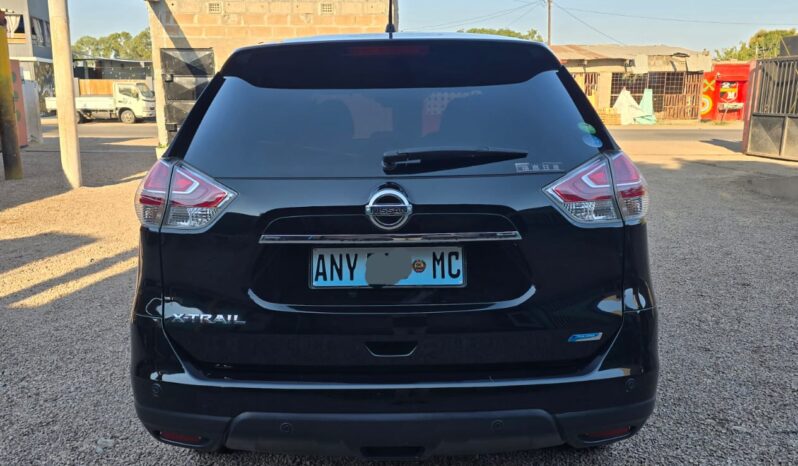 
								NISSAN X-TRAIL full									