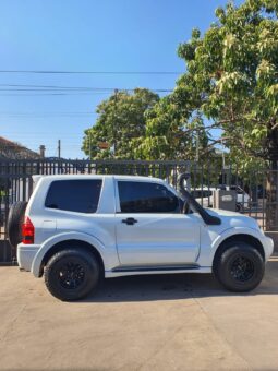 MITSUBISHI PAGERO