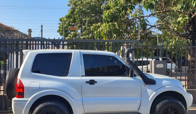 
								MITSUBISHI PAGERO full									