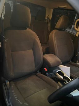 NISSAN NAVARA completo