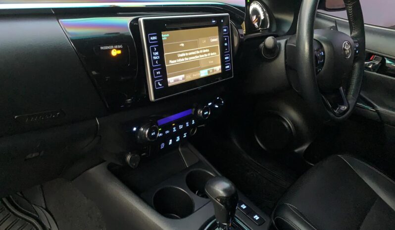 
								TOYOTA HILUX ROCCO full									