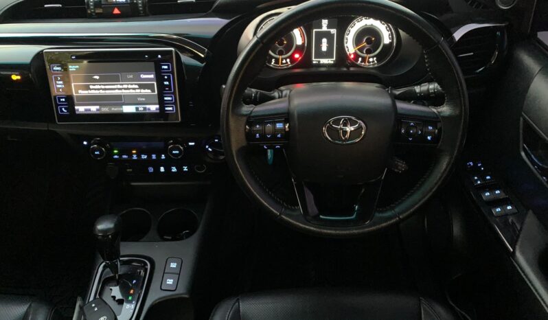 
								TOYOTA HILUX ROCCO full									