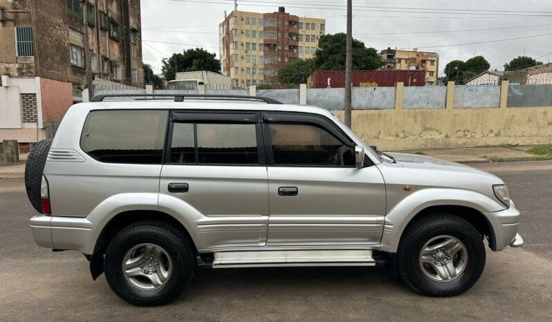 
								TOYOTA LAND CRUISER PRADO full									
