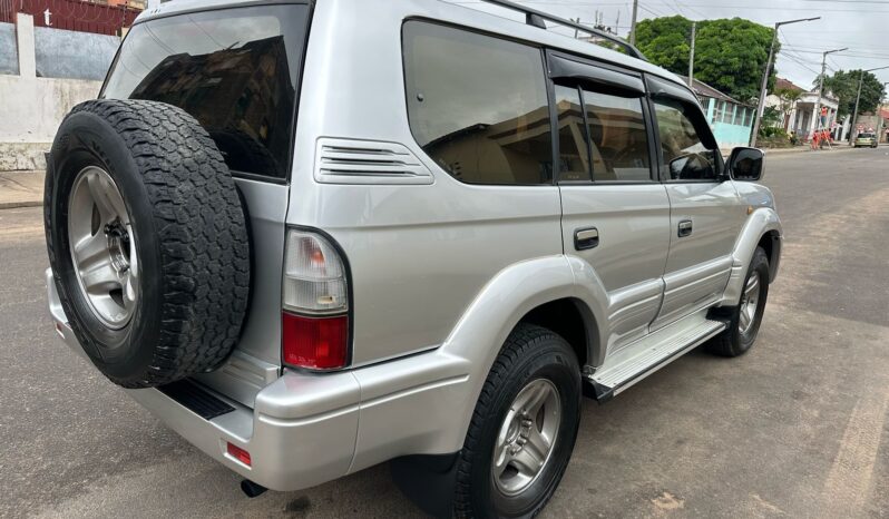 
								TOYOTA LAND CRUISER PRADO full									
