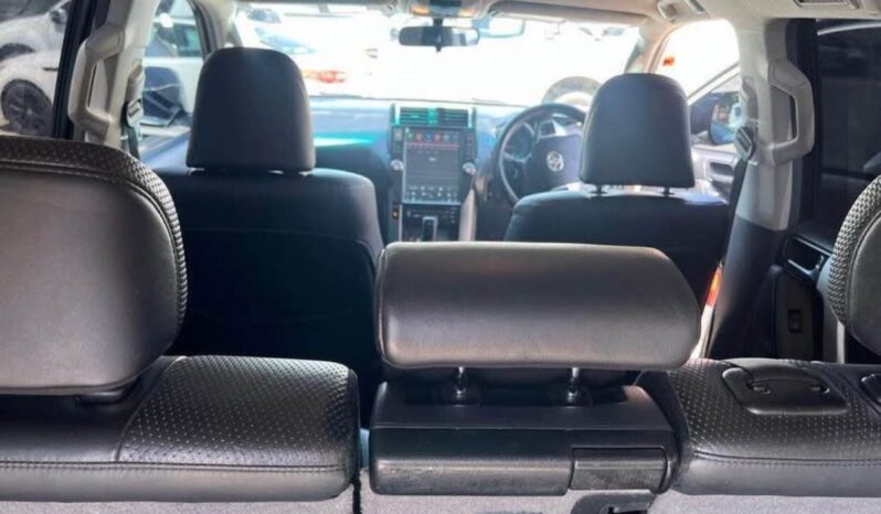 
								TOYOTA LAND CRUISER PRADO full									