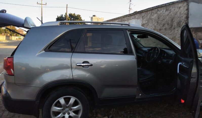 
								KIA SORENTO full									
