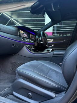 • MERCEDES BENZ