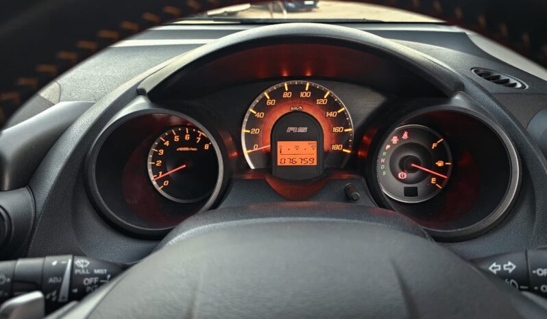 
								HONDA FIT RS full									