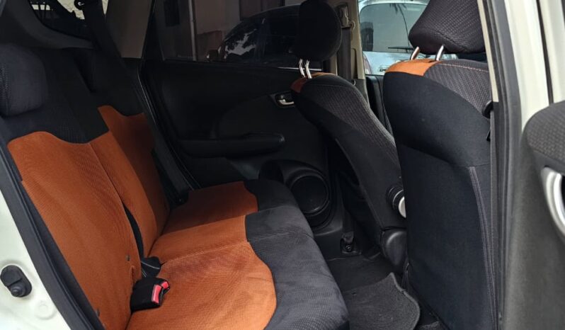 
								HONDA FIT RS full									