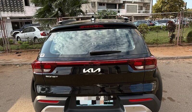 
								KIA SONET full									