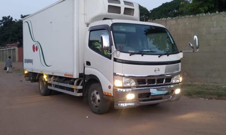 
								TOYOTA HINO Dutro full									