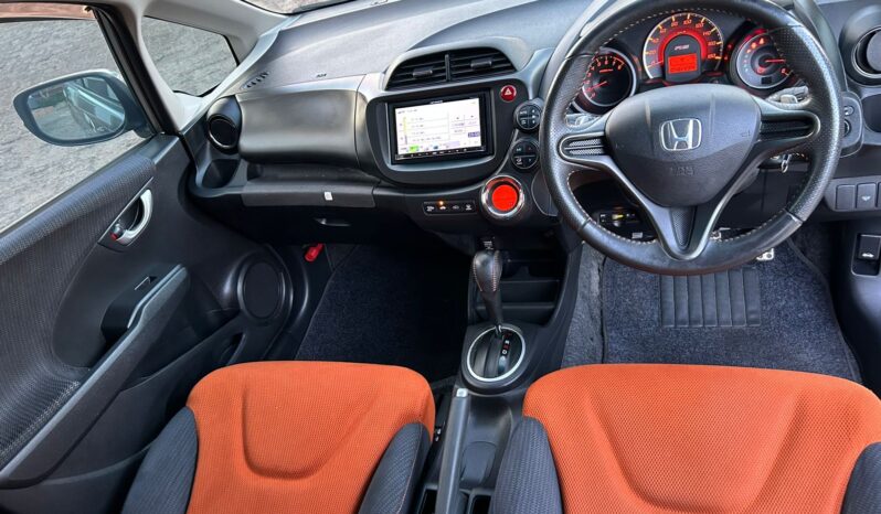 
								HONDA FIT RS full									