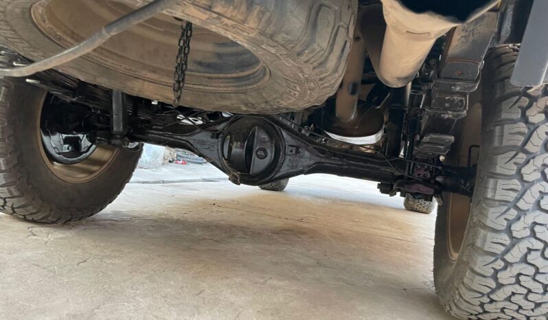 
								TOYOTA HILUX RAIDER full									