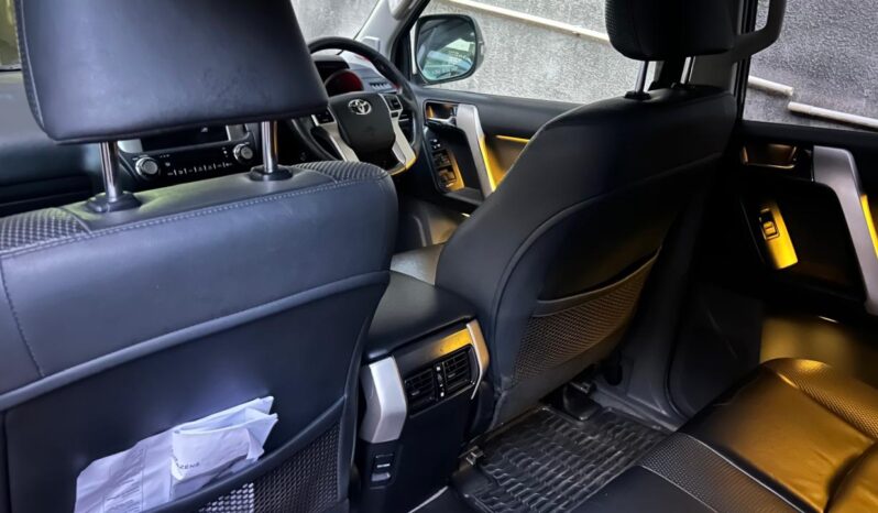 
								TOYOTA LANDCRUISER PRADO 150 VX. full									