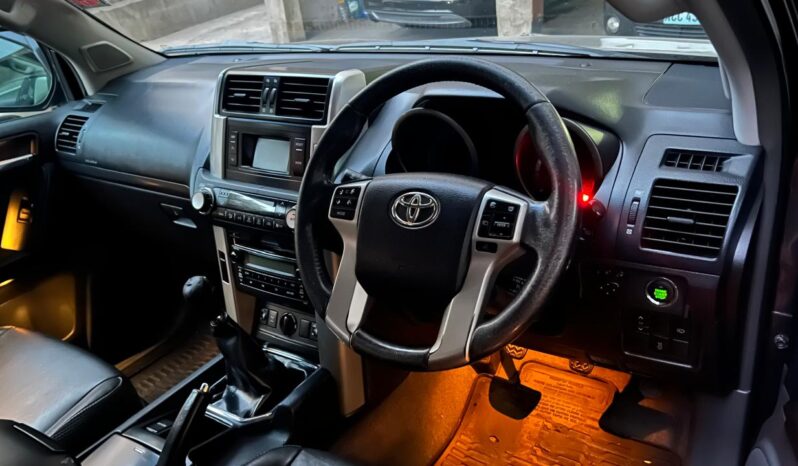 
								TOYOTA LANDCRUISER PRADO 150 VX. full									