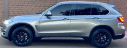
										BMW X5 2015 Xdrive 3.0 full									
