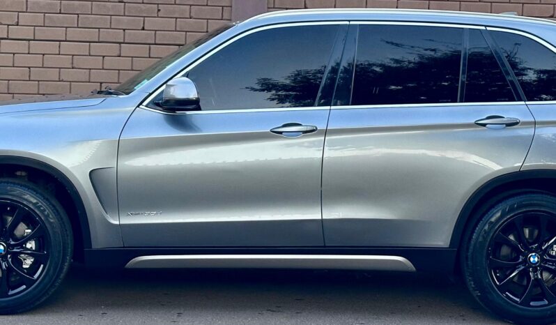 
								BMW X5 2015 Xdrive 3.0 full									