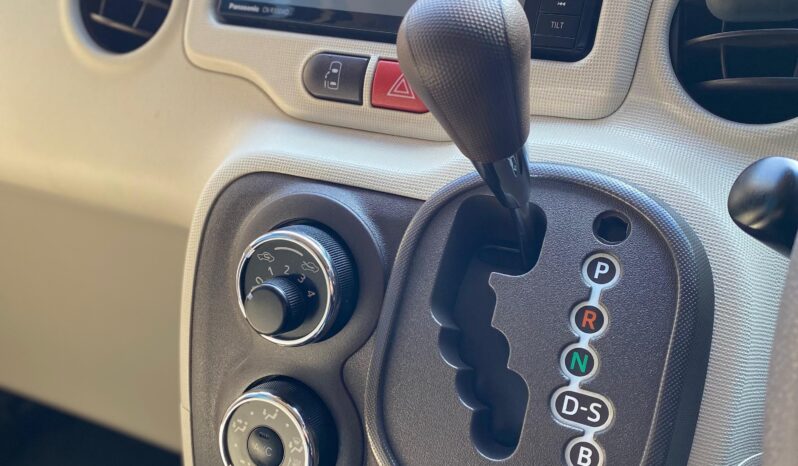 
								TOYOTA PORTE full									