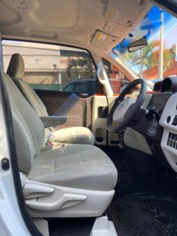 
										TOYOTA PORTE full									