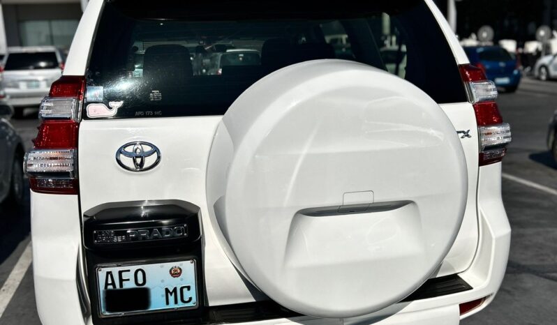 
								TOYOTA LAND CRUISER PRADO TX full									