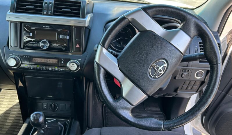 
								TOYOTA LAND CRUISER PRADO TX full									