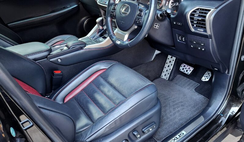 
								Lexus NX 200T F SPORT full									