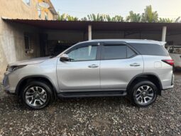 
										TOYOTA FORTUNER VX full									