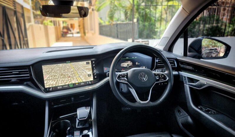 
								VW TOUAREG full									