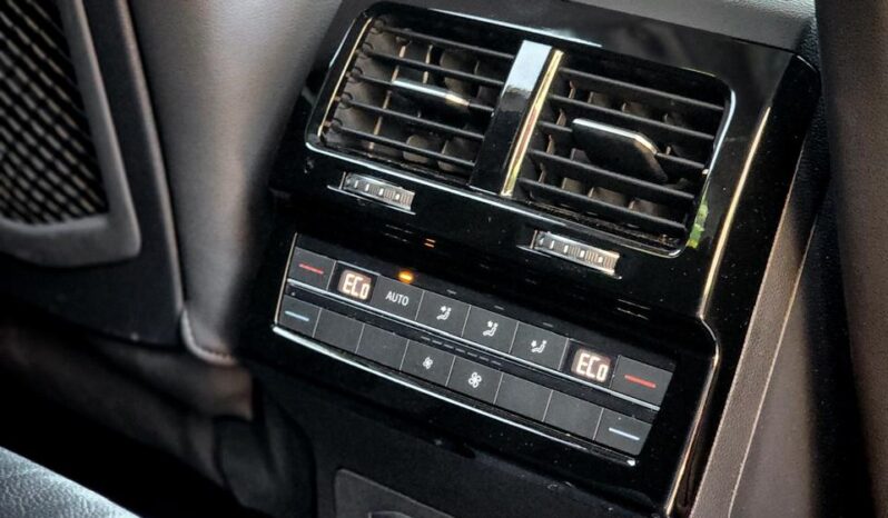
								VW TOUAREG full									