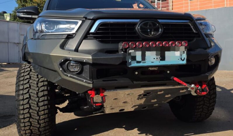 
								TOYOTA HILUX REVO ROCCO full									