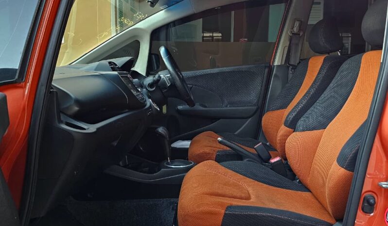 
								HONDA FIT RS full									