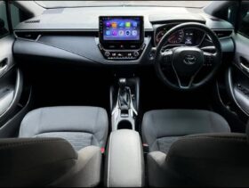 ■ TOYOTA CORROLA SPORT