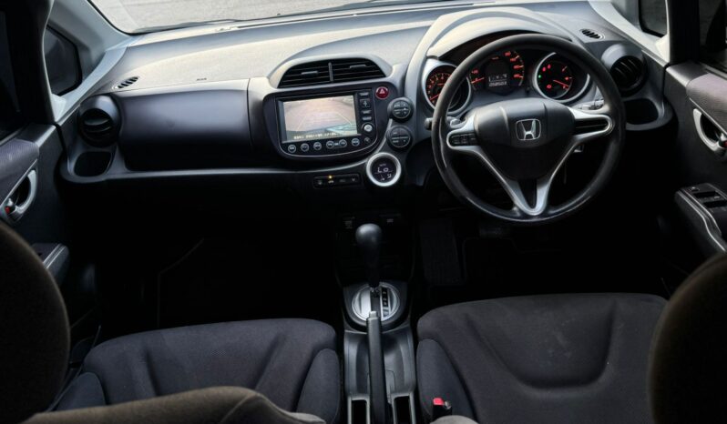 
								HONDA FIT RS full									