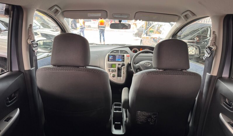 
								TOYOTA RACTIS full									